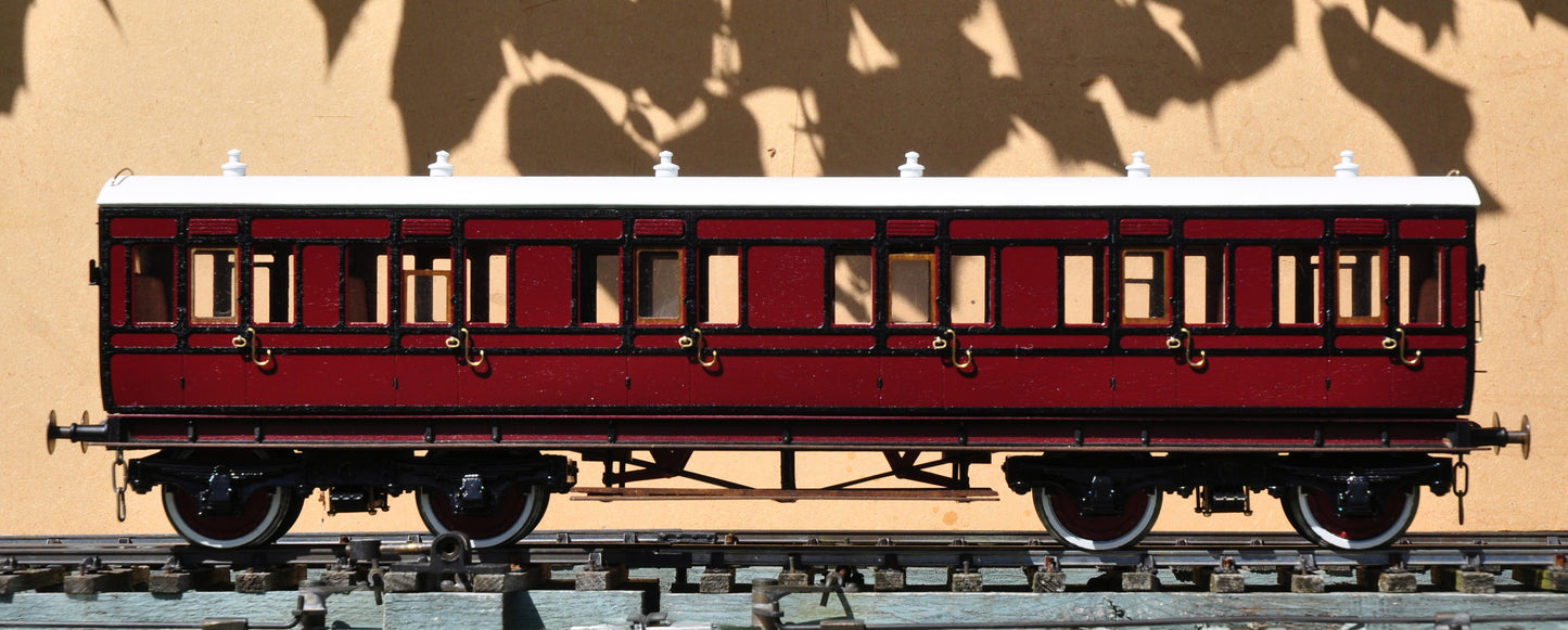 1:32 Scale FCWD Midland Railway Clayton 43ft Composite Carriage