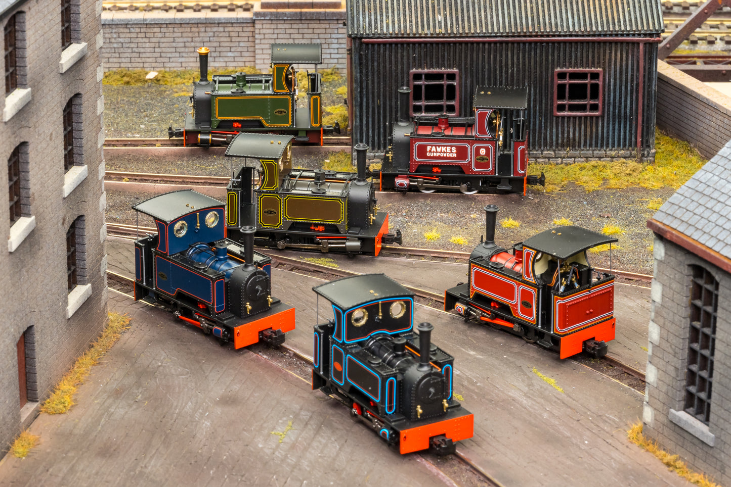 4mm Scale Rapido UK - Kerr, Stuart & Co. ‘What if’ Short-Tank Sirdar