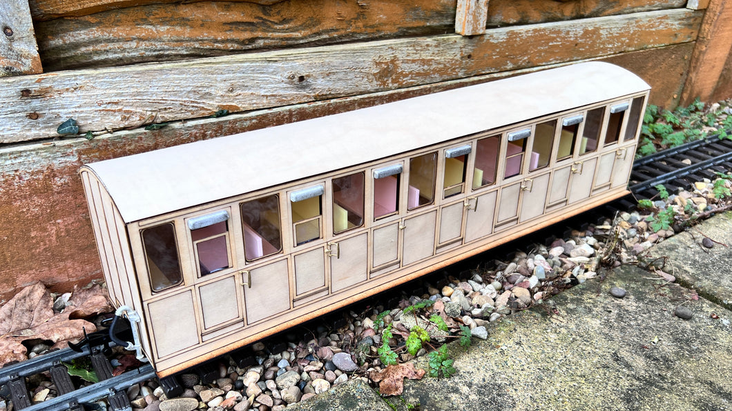 16mm Scale Next Generation - Ffestiniog Railway All 3rd Coach No.22/26