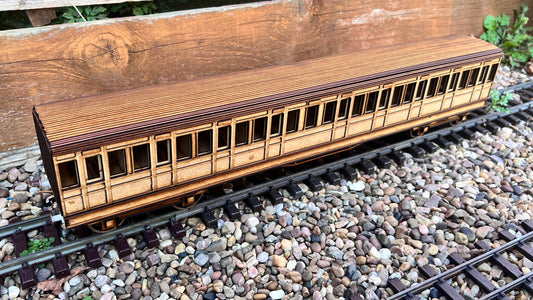 1:32 Scale SR ex LSWR 58ft Maunsell Non Corridor 3rd Class Coach