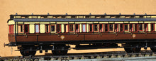 Load image into Gallery viewer, 1:32 Scale FCWD GWR D.39 56ft Lavatory Brake semi-corridor composite carriage (Falmouth Coupe)
