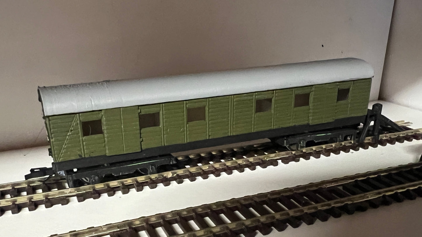 TT:120 Scale SR Scenery Van