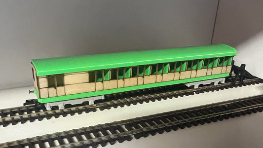 TT:120 Scale SECR Trio-C 8 Compartment Brake Coach