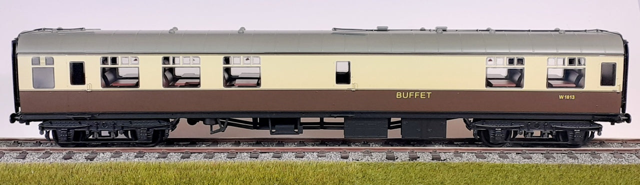 Accucraft UK 1:32 BR Mk1 Coaches