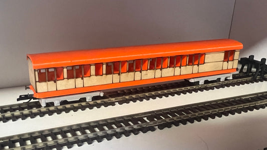 TT:120 Scale SECR Trio-C Lavatory Brake Composite Coach