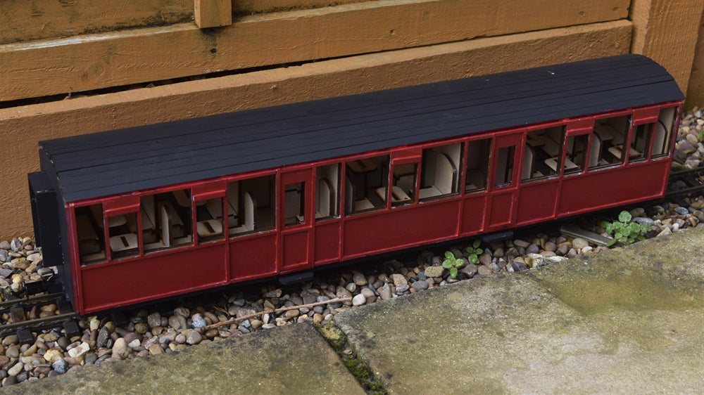 16mm Scale Ffestiniog Railway Composite Coach No.104