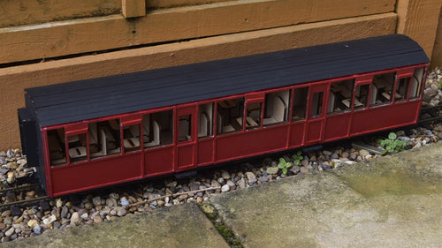 16mm Scale Ffestiniog Railway Composite Coach No.104