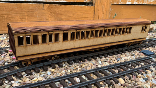 1:32 Scale SECR C Type Lavatory Brake Composite Coach