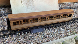 1:32 Scale SR Maunsell Restriction 1 Corridor First Coach