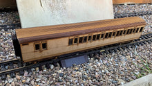 Load image into Gallery viewer, 1:32 Scale SR Maunsell Restriction 0 Corridor 6 Compartment Brake Coach