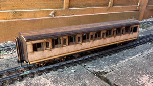1:32 Scale SR Maunsell Restriction 1 Corridor 3rd Coach