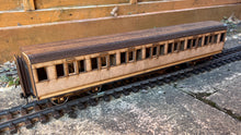 Load image into Gallery viewer, 1:32 Scale SR Maunsell Restriction 1 Unclassed General Saloon Coach
