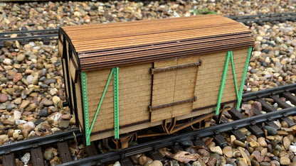 1:32 Scale SR 12 ton Covered Van (Even Planking - 10ft Chassis)