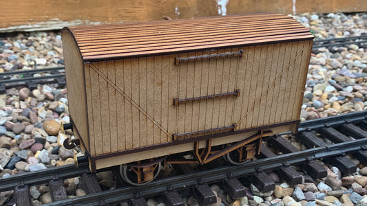 1:32 Scale SR 10 Ton Insulated Van