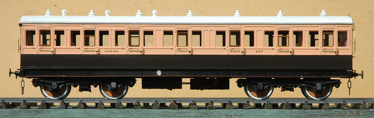 1:32 Scale FCWD L&SWR 45ft Lavatory Tri Composite Carriage