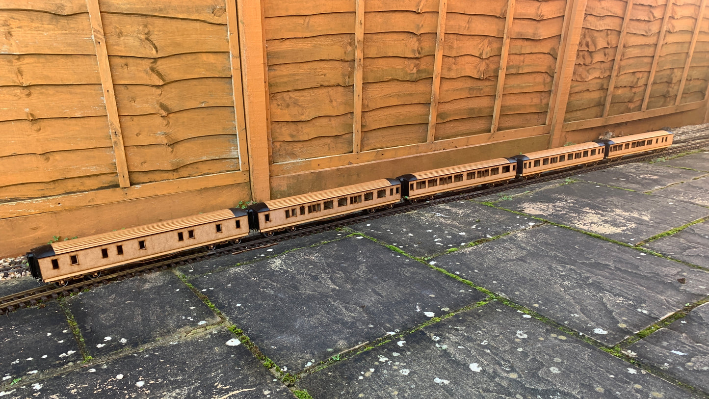1:32 Scale GWR Hawksworth Coach Multipack