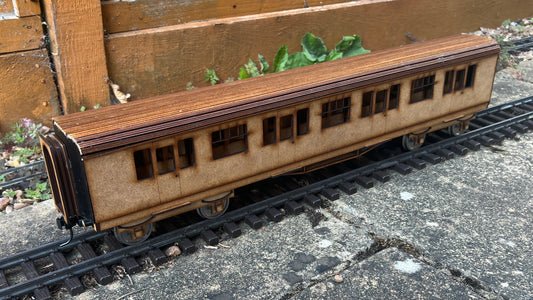 1:32 Scale British Railways Class 201 Hastings DEMU All 1st Coach (TFK)