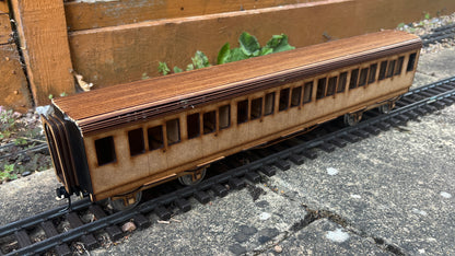 1:32 Scale British Railways Class 201 Hastings DEMU All 1st Coach (TFK)