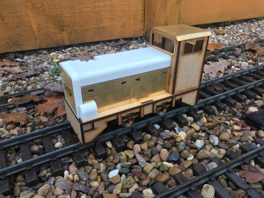 16mm Scale Royal Naval Armament Depot Hunslet Diesel 'Barton Hall'